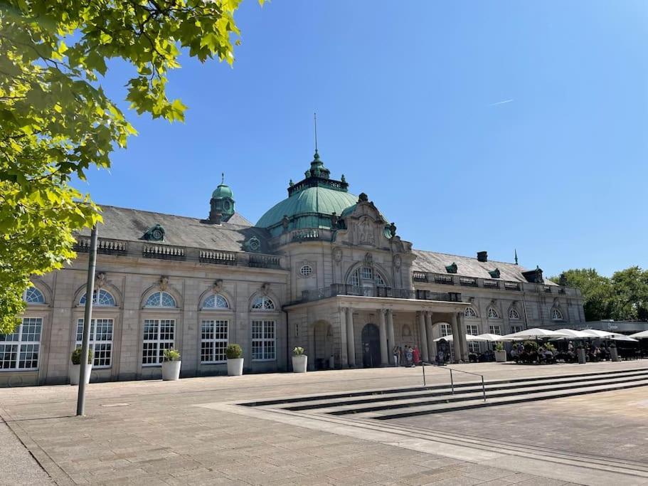 Stadt-Oase - Kostenlos Parken, Ruhig, Kliniken, Gop, Bali-Therme, Boxspringbett Bad Oeynhausen Ngoại thất bức ảnh